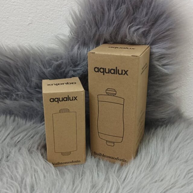 Meiltä myös löytyy aqualux suihku suodattimia, sekä vaihtosuodattimia!Suodatin 69€
Vaihtosuodatin 29€@aqualuxfinland#aqualux #kampaamokuokkala #kampaamojyväskylä #hiustenhyvinvointi #kauneus #hyvinvointi #suihkusuodatin